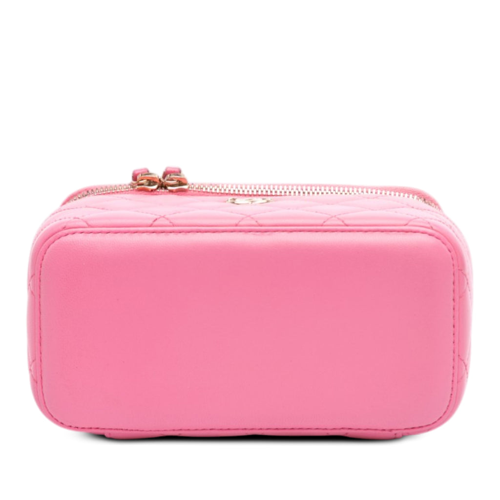 sc:https://storage.googleapis.com/luxclusif-photos-sku/OWJL9BKZ58J8RH6A/OWJL9BKZ58J8RH6A_3.jpg