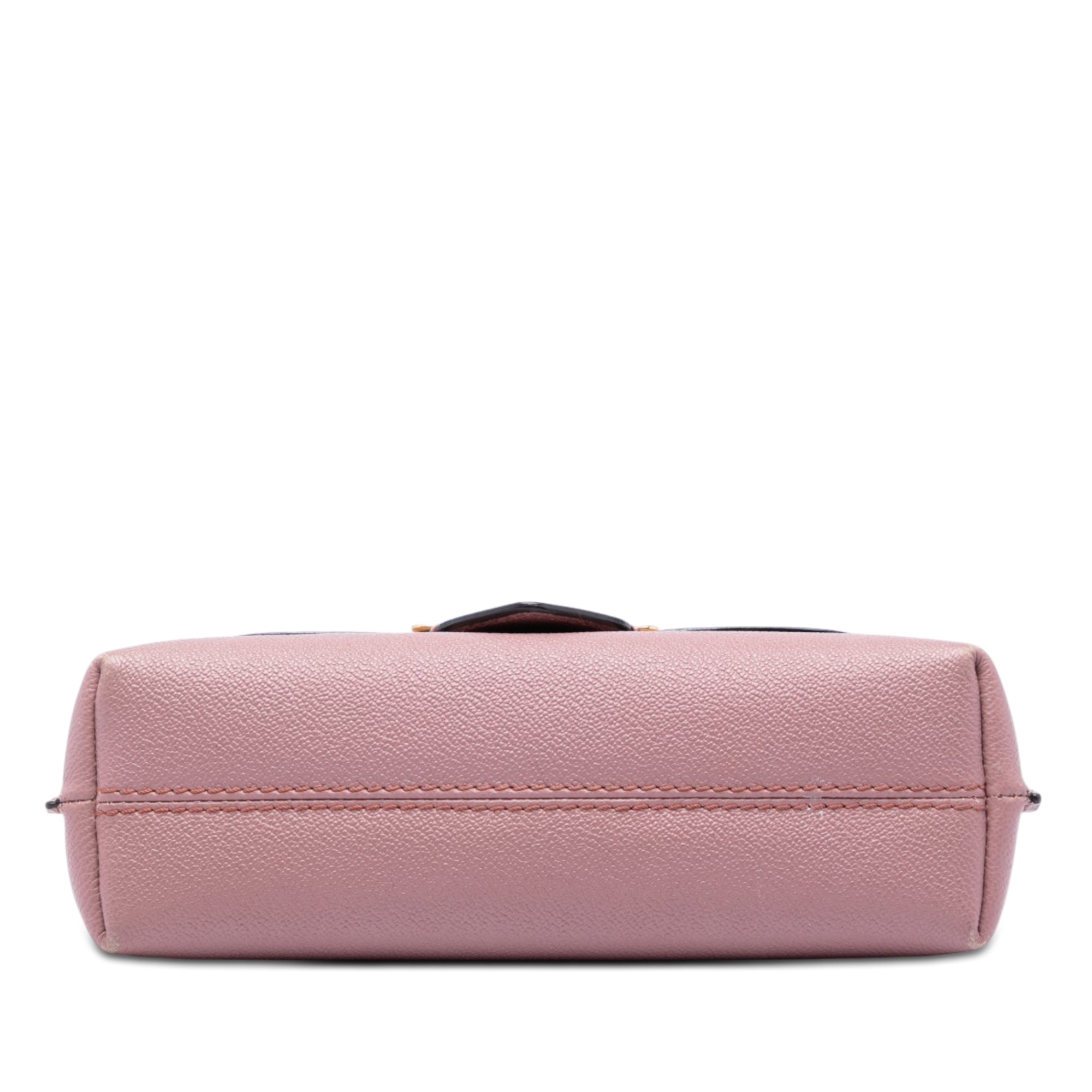 sc:https://storage.googleapis.com/luxclusif-photos-sku/OZQH4DHQKEPQLCW2/OZQH4DHQKEPQLCW2_3.jpg
