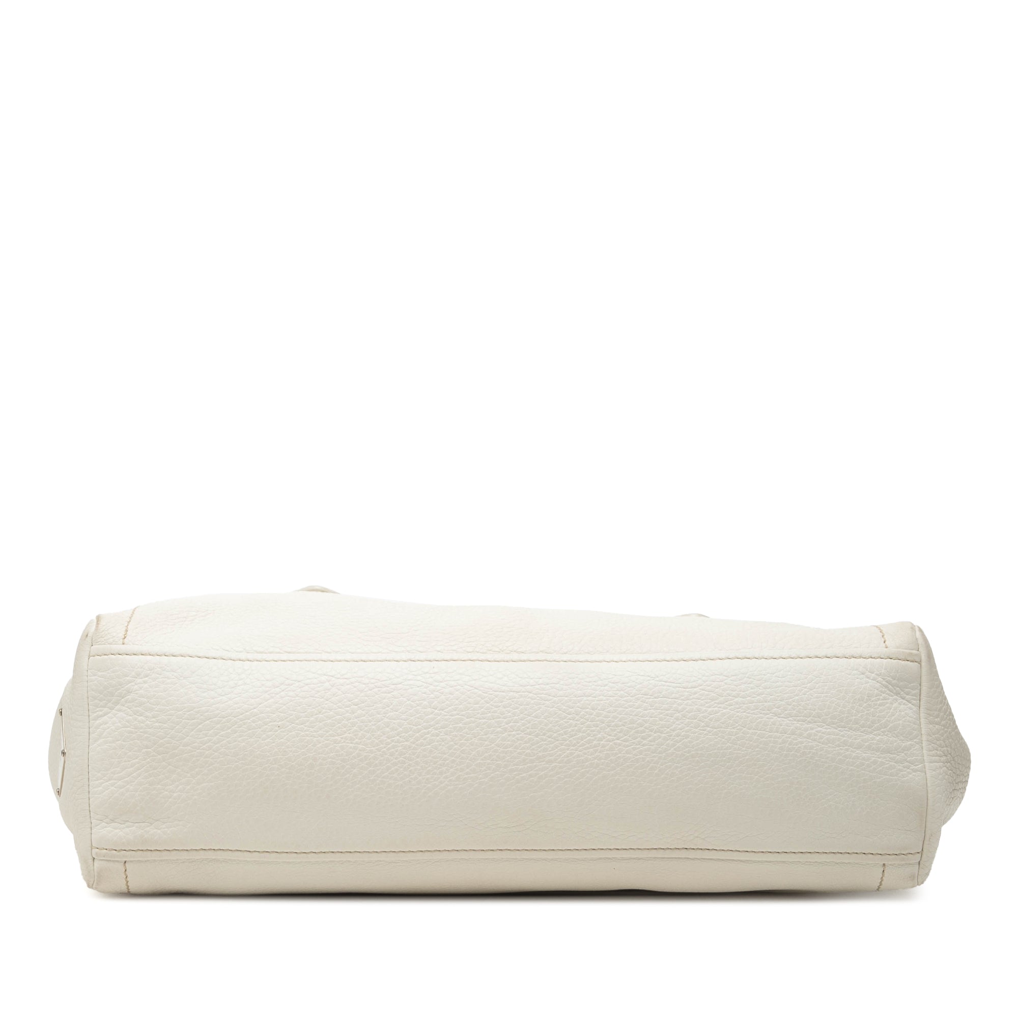 sc:https://storage.googleapis.com/luxclusif-photos-sku/PJ95P5DX4OTWBR6H/PJ95P5DX4OTWBR6H_3.jpg