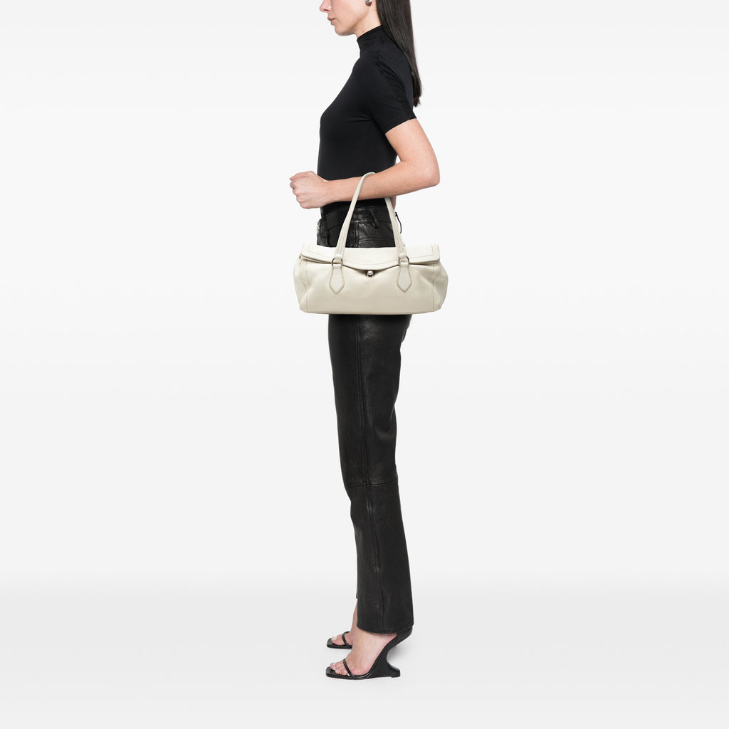 sc:https://storage.googleapis.com/luxclusif-photos-sku/PJ95P5DX4OTWBR6H/PJ95P5DX4OTWBR6H_6.jpg