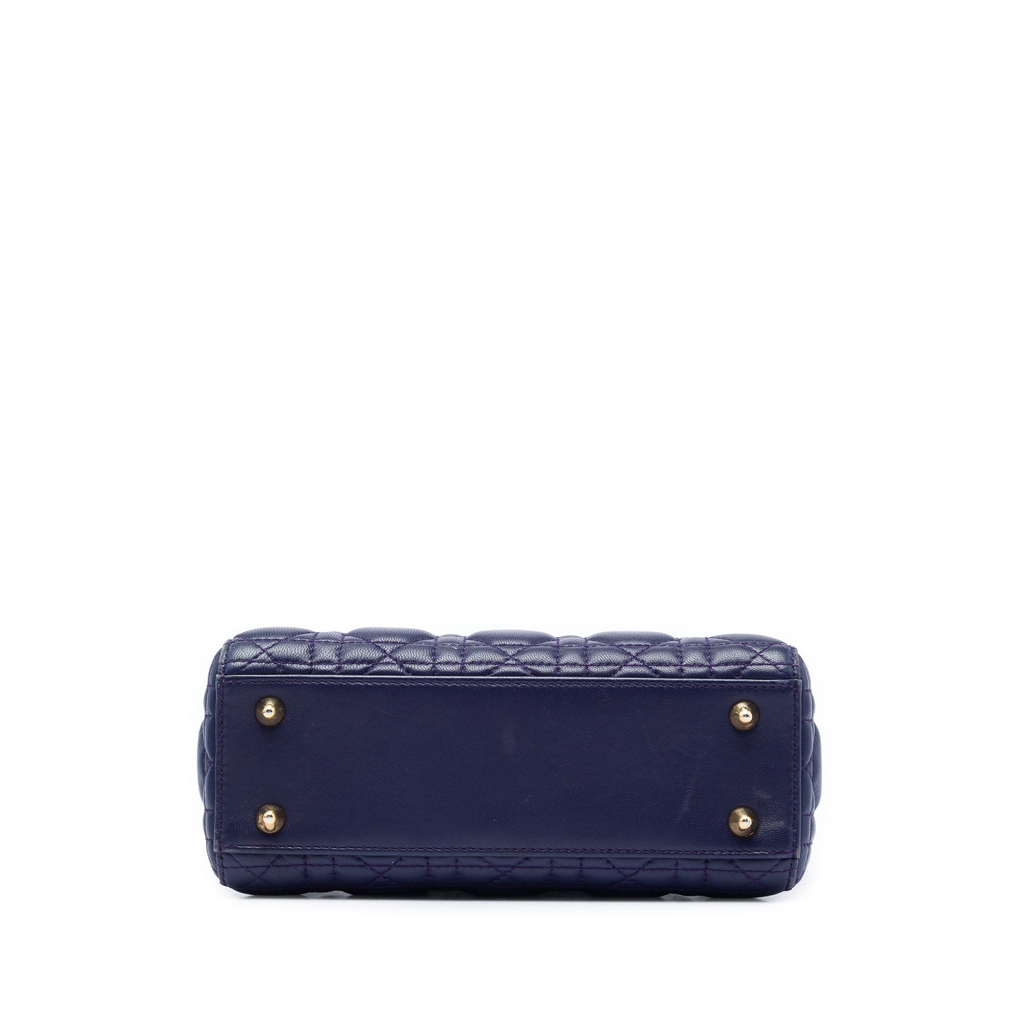 sc:https://storage.googleapis.com/luxclusif-photos-sku/QOZQC0D7ARC3BGGJ/QOZQC0D7ARC3BGGJ_3.jpg