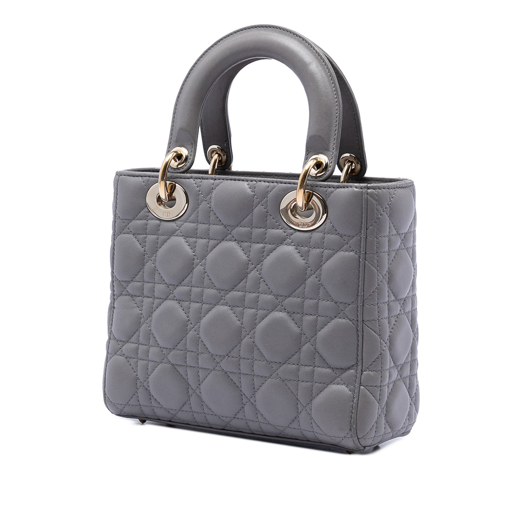 sc:https://storage.googleapis.com/luxclusif-photos-sku/RCD9PJU1R5FHTOSD/RCD9PJU1R5FHTOSD_2.jpg