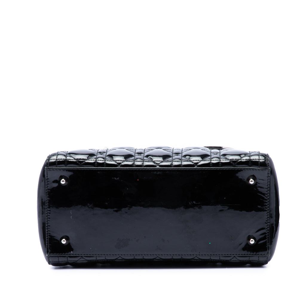 sc:https://storage.googleapis.com/luxclusif-photos-sku/T36LN0PLXFP5DSWO/T36LN0PLXFP5DSWO_3.jpg