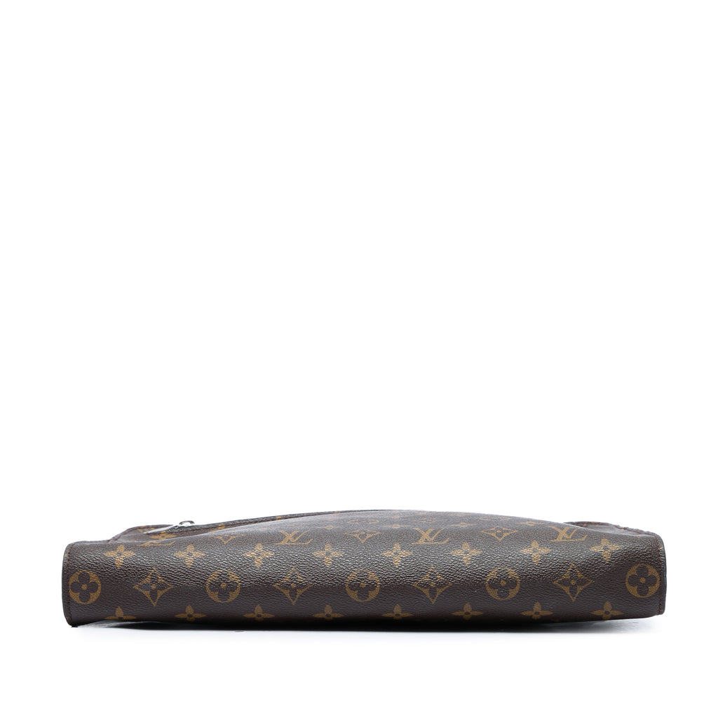 sc:https://storage.googleapis.com/luxclusif-photos-sku/TMKD8HKI3HFGFO2B/TMKD8HKI3HFGFO2B_3.jpg