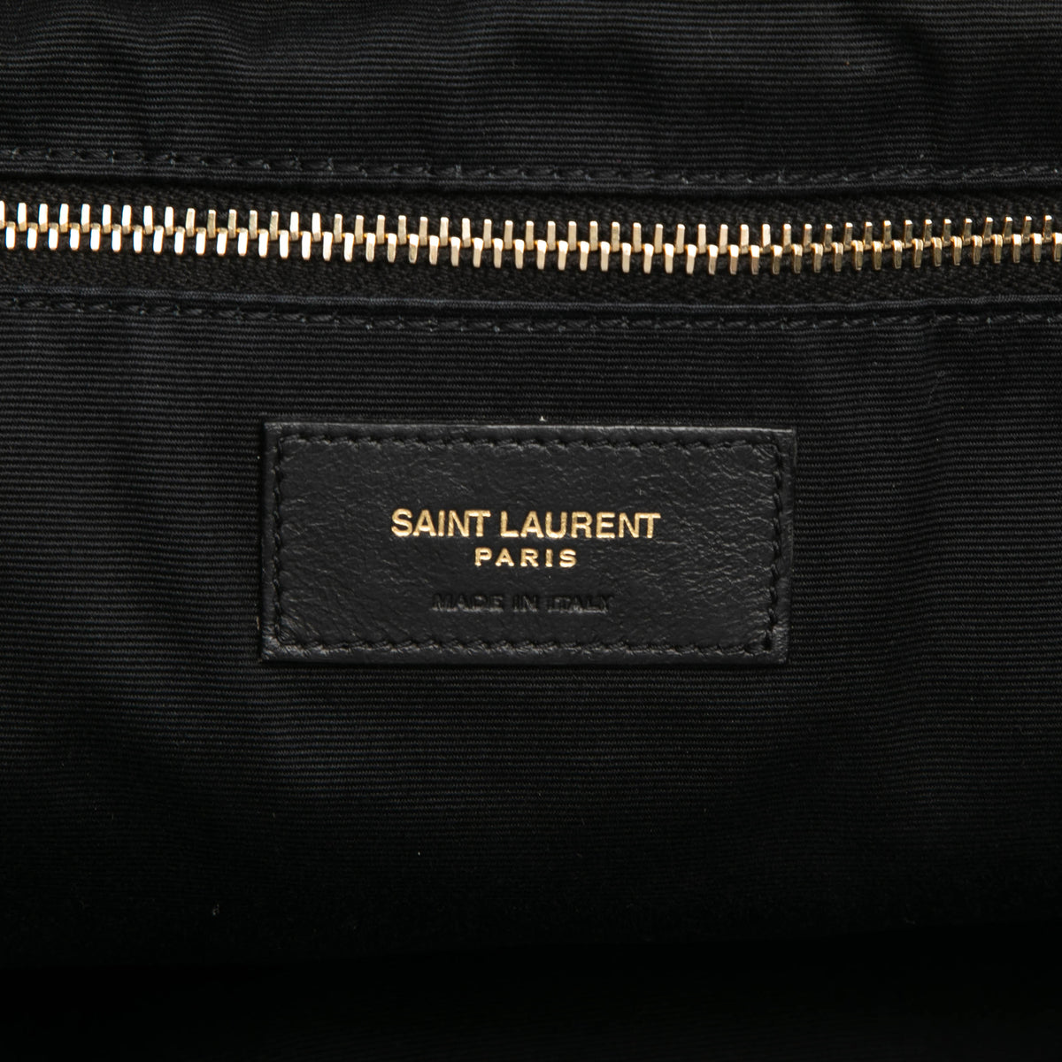 sc:https://storage.googleapis.com/luxclusif-photos-sku/U0BEVKT9IMJB0HE9/U0BEVKT9IMJB0HE9_5.jpg