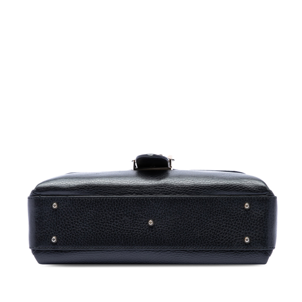 sc:https://storage.googleapis.com/luxclusif-photos-sku/UA3M2SUC5LFW5W41/UA3M2SUC5LFW5W41_3.jpg