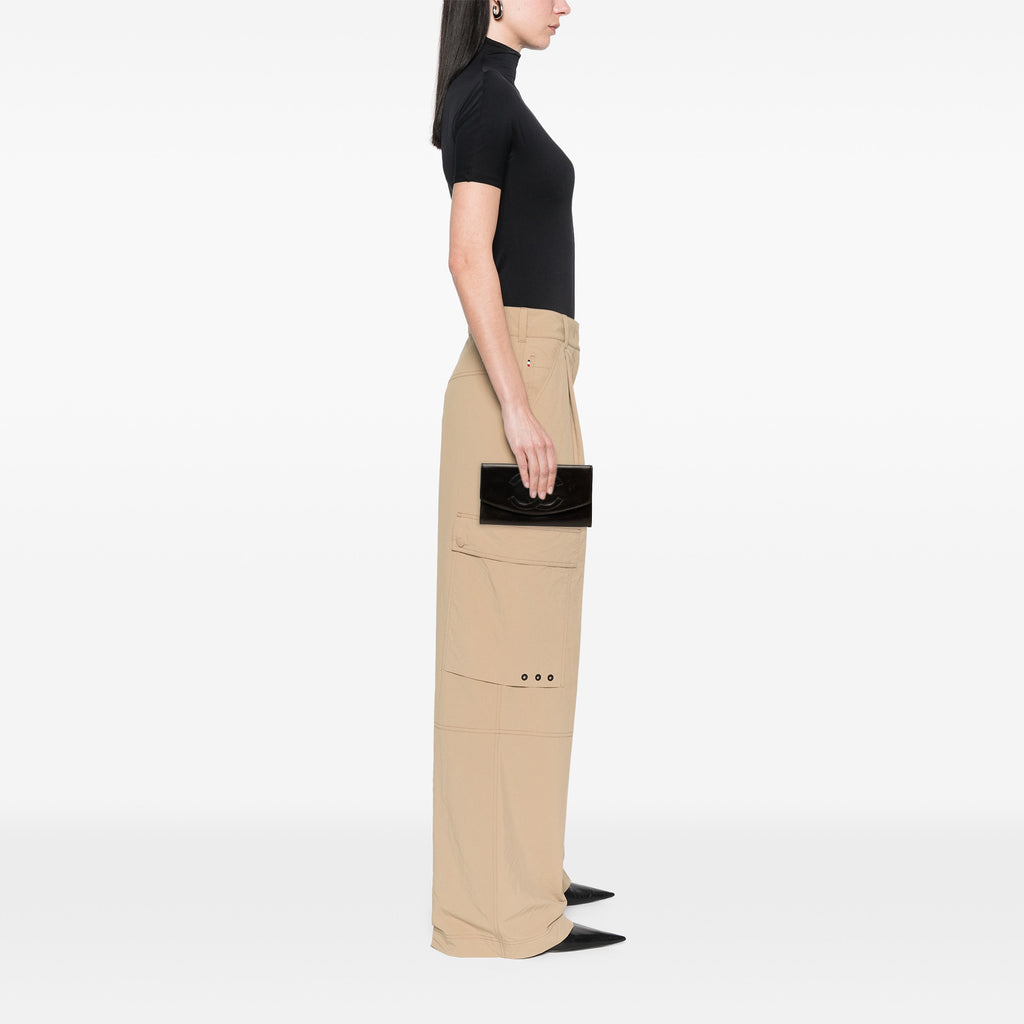 sc:https://storage.googleapis.com/luxclusif-photos-sku/UNPWQYO652D5Z8U6/UNPWQYO652D5Z8U6_10.jpg