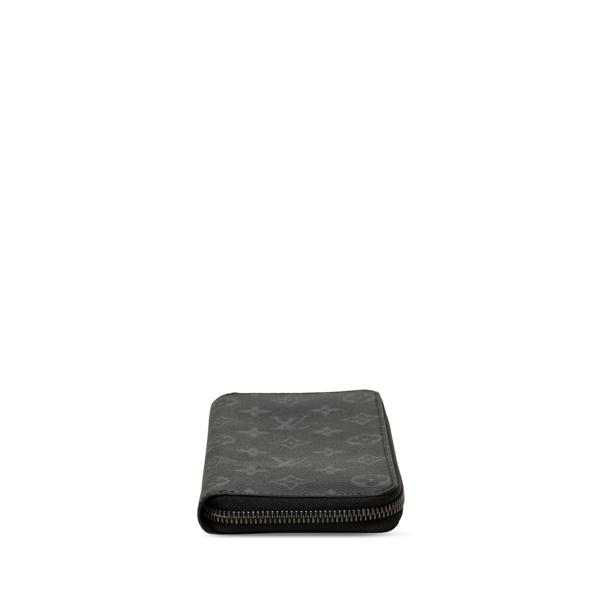 sc:https://storage.googleapis.com/luxclusif-photos-sku/WVF3UCHLM0Q6OCBA/WVF3UCHLM0Q6OCBA_3.jpg