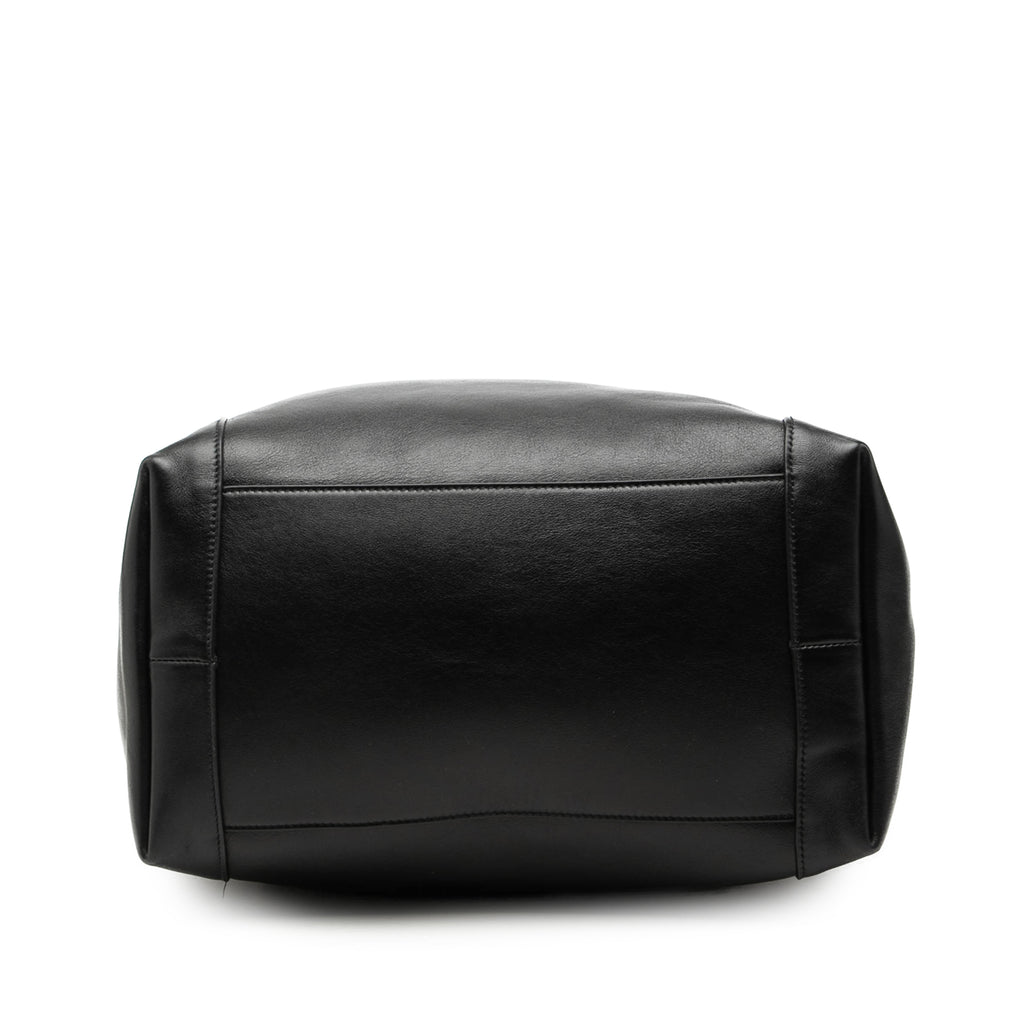 sc:https://storage.googleapis.com/luxclusif-photos-sku/ZSX8UX66E8NHBSZC/ZSX8UX66E8NHBSZC_3.jpg