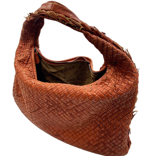sc:/b/o/bottega_bag_fopen.jpg