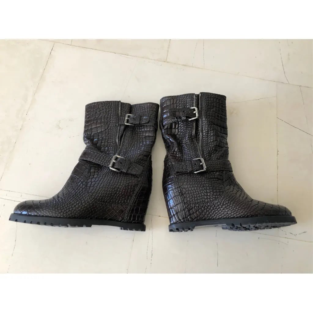 sc:https://old.stylecycle.gr/media/catalog/product/b/r/brown-leather-carshoe-ankle-boots-20616638-8_2.jpg
