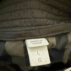 sc:/b/u/burberry_jacket_details4.jpg