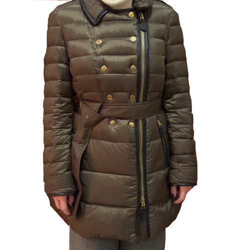 sc:/b/u/burberry_jacket_fron_wear1.jpg