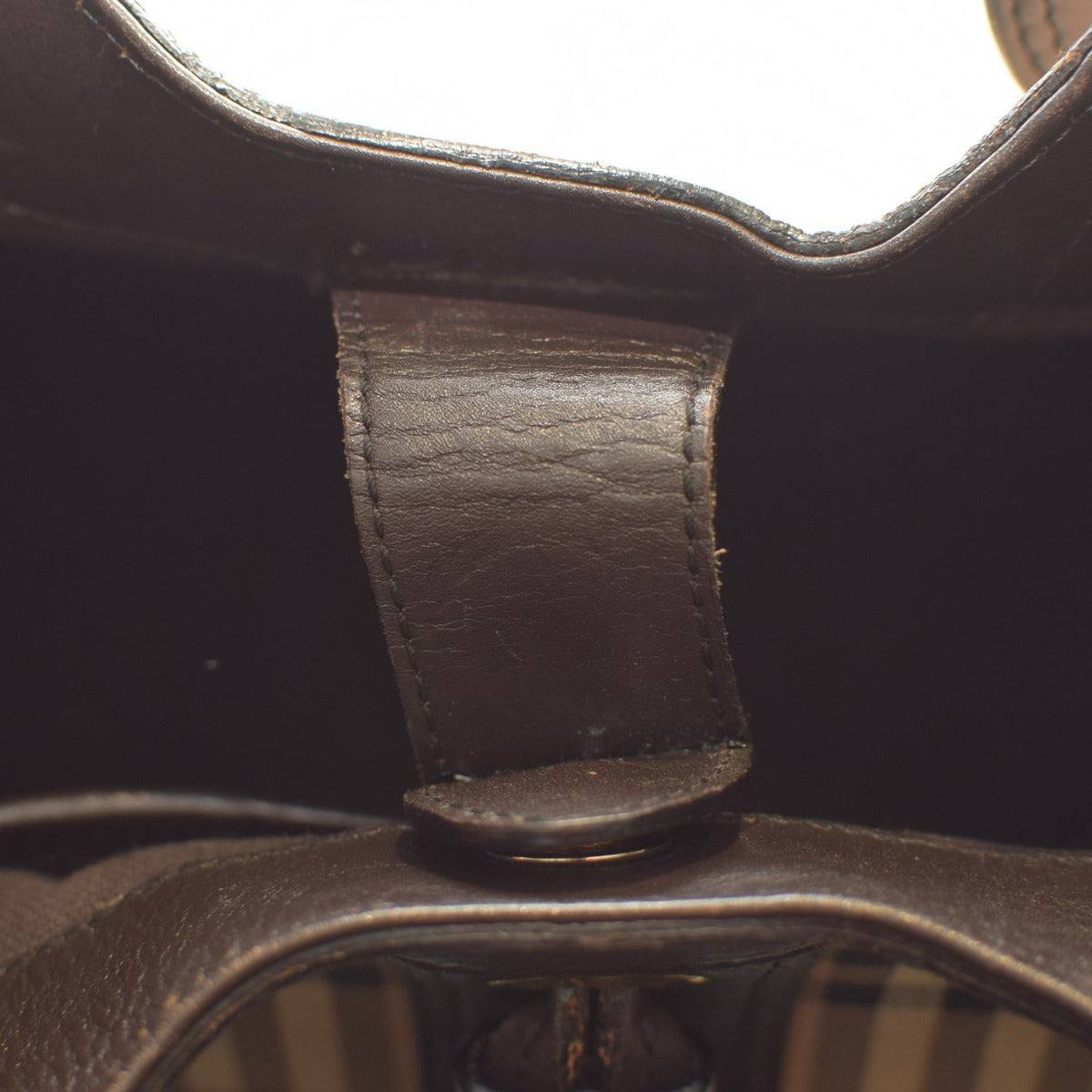 sc:/d/s/dsc_0233-photoroom_2.jpg
