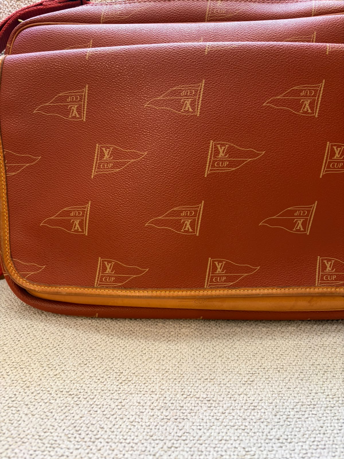 sc:1ab8f7df-a92e-4894-a90e-d0a3d4d9ba8a/b7913495-9c94-44a3-92ba-f6e457bec8d2/f9c9554c-2e4c-459f-8acd-9ba071766db9.jpeg