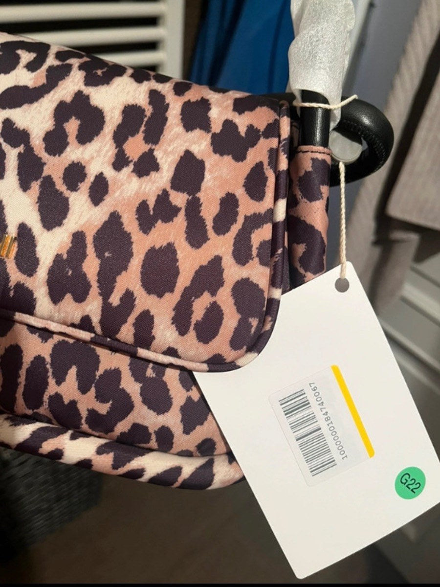 sc:https://assets.momcycle.gr/media/catalog/product/i/m/img_1166_1_2.jpeg
