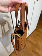 sc:https://assets.momcycle.gr/media/catalog/product/i/m/img_4245_1.jpeg
