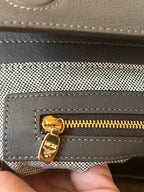 sc:/m/c/mcm8.jpg