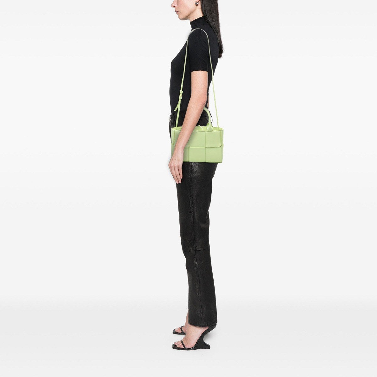 sc:https://assets.momcycle.gr/media/catalog/product/p/r/product-image-5_44.jpg