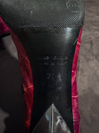 sc:/r/e/red_boots_4.jpg
