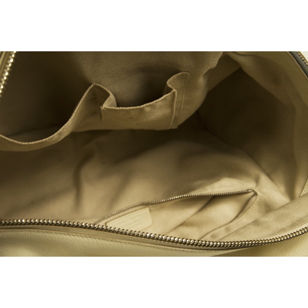 sc:/s/a/salvatore_ferragamo_multicolor_shoulder_bag_06.jpg