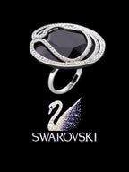 sc:https://assets.momcycle.gr/media/catalog/product/s/w/swarovski-cocktail-ring-silber-schwarz-funkeltraum-gr55.jpg