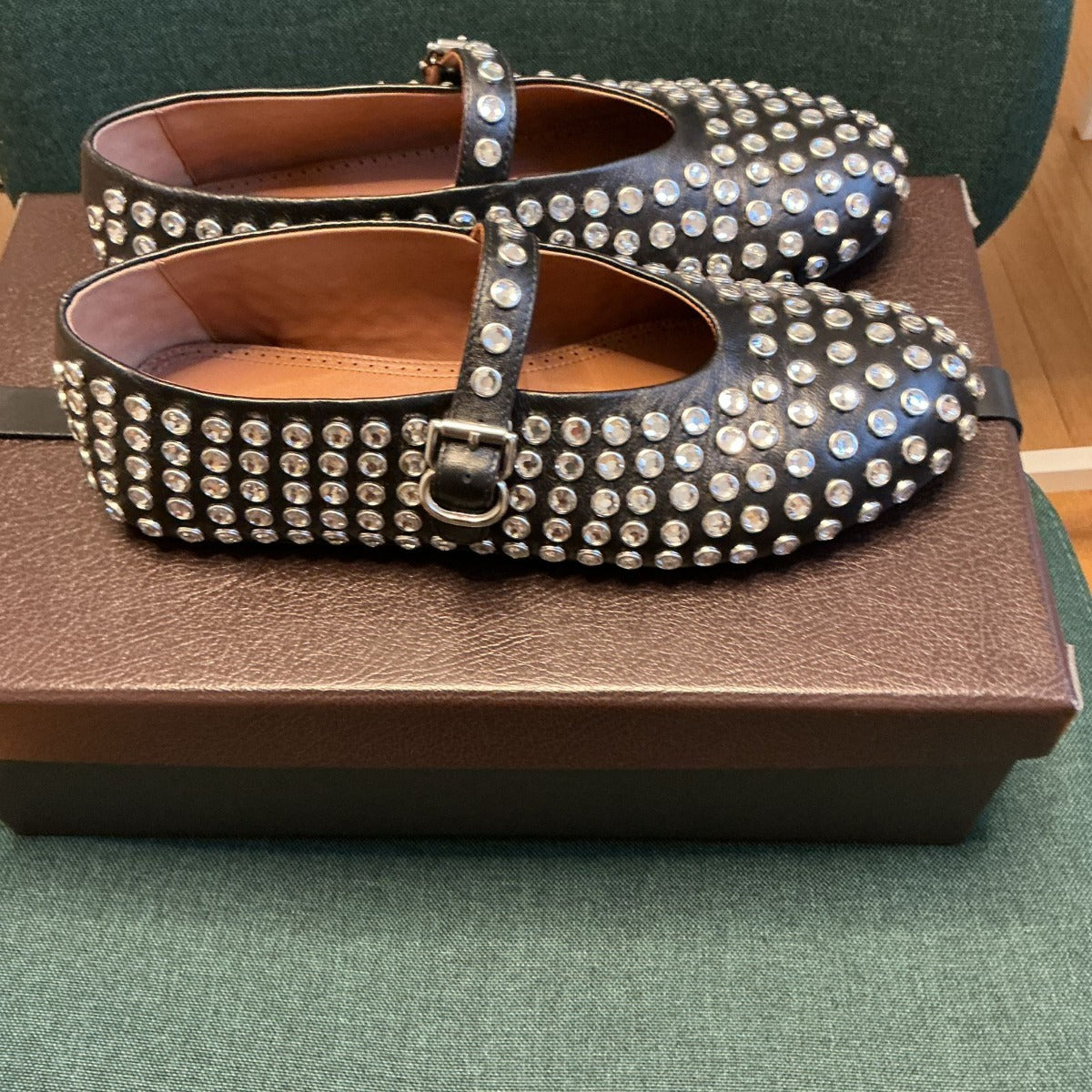 sc:https://stylecycle.gr/media/catalog/product/w/h/whatsapp_image_2025-12-30_at_1.49.11_pm_2_.jpeg