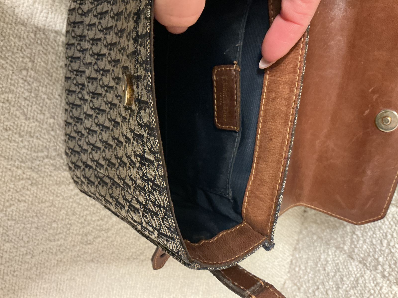 sc:https://stylecycle.gr/media/catalog/product/w/h/whatsapp_image_2025-12-30_at_1.49.14_pm_5_.jpeg